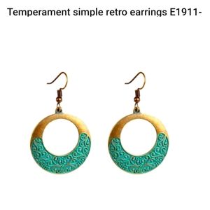 ✅ Temperament Simple Retro Earrings E1911
